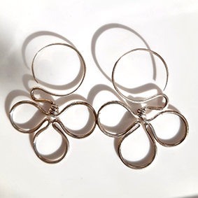 boucle oreille trefle miao argent1 boucle oreille trefle miao argent