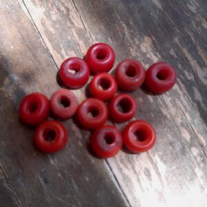 perle de verre rouge